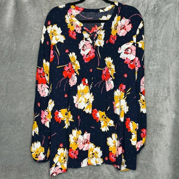 Old Navy 2X Shirt Top Navy Blue Floral Flower Long Sleeve Keyhole Scoop Neck - Picture 1 of 4